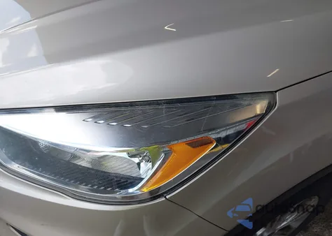 2017 Ford Escape S z USA, uszkodzony, nr VIN 1FMCU0F76HUD86123